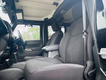 Jeep Wrangler 3.6 V6 Overland Auto 4WD Euro 5 2dr