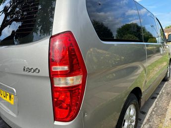 Hyundai i800 2.5 CRDi Style Euro 4 5dr