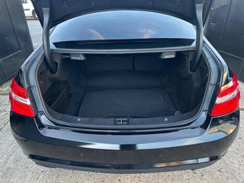 Mercedes-Benz E Class 5.5 E500 V8 Sport G-Tronic Euro 5 2dr