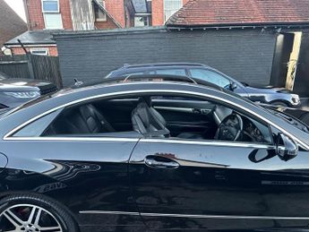 Mercedes-Benz E Class 5.5 E500 V8 Sport G-Tronic Euro 5 2dr