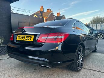 Mercedes-Benz E Class 5.5 E500 V8 Sport G-Tronic Euro 5 2dr