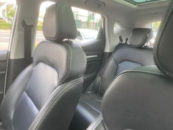 MG MG ZS 44.5kWh Exclusive Auto 5dr