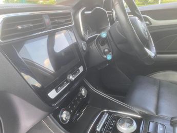 MG MG ZS 44.5kWh Exclusive Auto 5dr