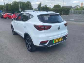 MG MG ZS 44.5kWh Exclusive Auto 5dr