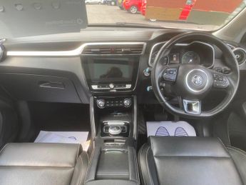 MG MG ZS 44.5kWh Exclusive Auto 5dr