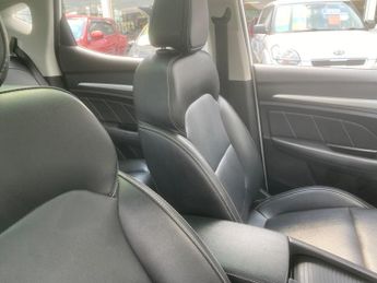 MG MG ZS 44.5kWh Exclusive Auto 5dr