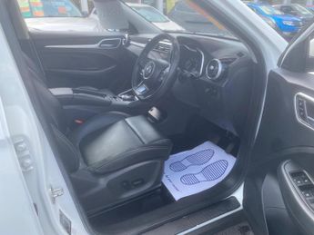 MG MG ZS 44.5kWh Exclusive Auto 5dr
