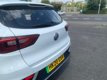 MG MG ZS 44.5kWh Exclusive Auto 5dr