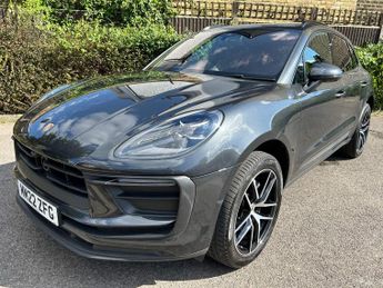 Porsche Macan 2.0T PDK 4WD Euro 6 (s/s) 5dr