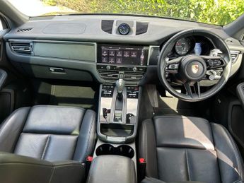 Porsche Macan 2.0T PDK 4WD Euro 6 (s/s) 5dr