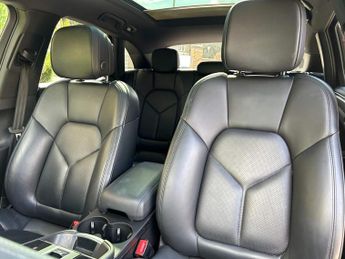 Porsche Macan 2.0T PDK 4WD Euro 6 (s/s) 5dr