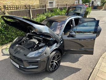 Porsche Macan 2.0T PDK 4WD Euro 6 (s/s) 5dr
