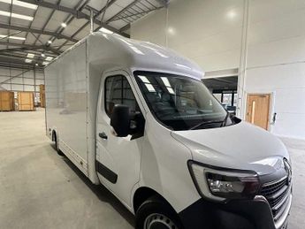 Renault Master 2.3 dCi 35 Business Platform Cab FWD LWB Euro 6 2dr