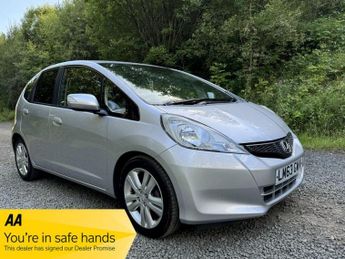 Honda Jazz 1.4 i-VTEC ES Plus T Hatchback 5dr Petrol CVT Euro