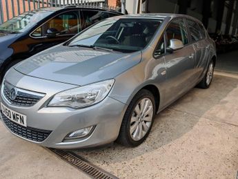 Vauxhall Astra 1.6 16v Exclusiv Auto Euro 5 5dr