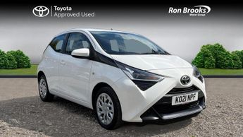 Toyota AYGO 1.0 VVT-i x-play Euro 6 (s/s) 5dr