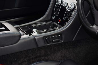 Aston Martin Vantage 6.0 V12 S Sportshift Euro 6 2dr