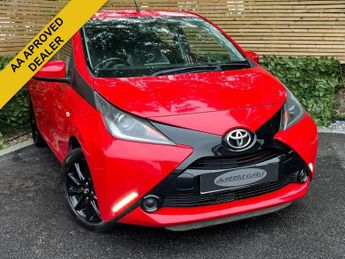 Toyota AYGO 1.0 VVT-I X-PLAY 5d 69 BHP 12 MONTHS MOT + FRESH SERVICE