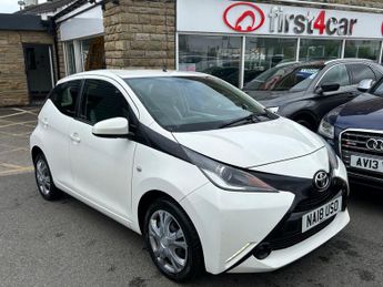 Toyota AYGO 1.0 VVT-i x-play Euro 6 5dr