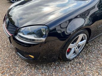 Volkswagen Golf 2.0 TFSI GTI Pirelli DSG 3dr