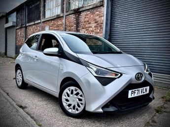 Toyota AYGO 1.0 VVT-i x-play Euro 6 (s/s) 5dr