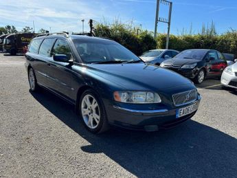 Volvo V70 2.4 D5 SE 5dr