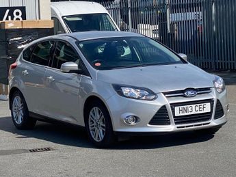 Ford Focus 1.0T EcoBoost Titanium Euro 5 (s/s) 5dr