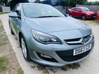 Vauxhall Astra 1.6 16v SRi Euro 5 5dr