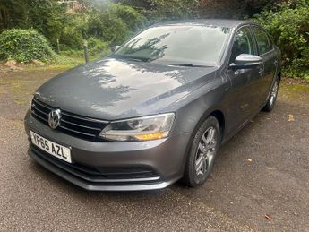 Volkswagen Jetta 2.0 TDI BlueMotion Tech SE DSG Euro 6 (s/s) 4dr