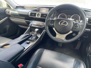 Lexus IS 2.5 250 V6 Luxury Auto Euro 5 4dr