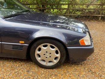 Mercedes-Benz SL 3.2 SL320 2dr