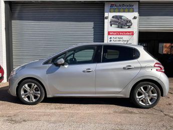 Peugeot 208 1.4 HDi Allure Euro 5 5dr