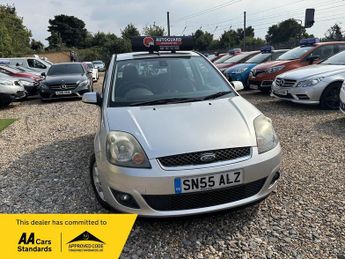 Ford Fiesta 1.4 Ghia 5dr