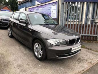 BMW 118 2.0 118i SE Steptronic Euro 4 5dr