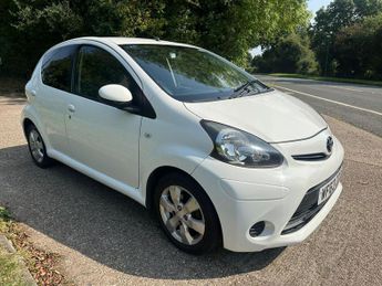 Toyota AYGO 1.0 VVT-i Move Euro 5 5dr