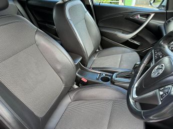 Vauxhall Astra 1.6 16v SE Auto Euro 5 5dr