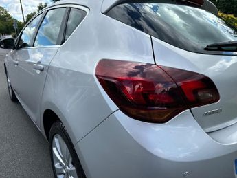 Vauxhall Astra 1.6 16v SE Auto Euro 5 5dr