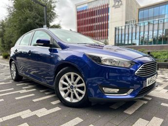 Ford Focus 1.0T EcoBoost Titanium Euro 6 (s/s) 5dr