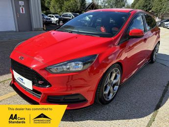 Ford Focus 2.0 TDCi ST-2 Euro 6 (s/s) 5dr