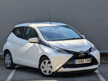 Toyota AYGO 1.0 VVT-i x-play x-shift Euro 5 5dr Euro 5