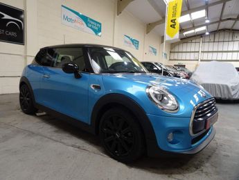 MINI Hatch 1.5 Cooper D Steptronic Euro 6 (s/s) 3dr