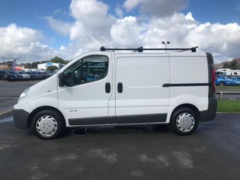 Renault Trafic 2.0 dCi SL27 L1 H1 4dr