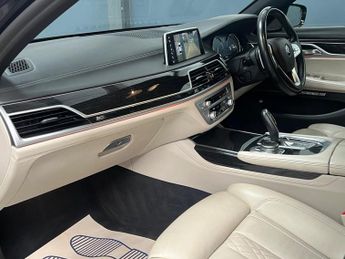 BMW 7 Series 4.4 750i V8 GPF M Sport Saloon 4dr Petrol Auto Euro 6 (s/s) (450