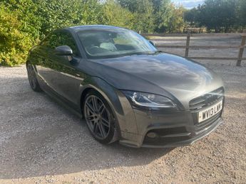 Audi TT 2.0 TDI Black Edition quattro Euro 5 3dr