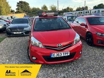 Toyota Yaris 1.33 Dual VVT-i Icon Plus Euro 5 5dr