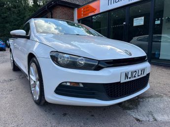 Volkswagen Scirocco 2.0 TDI BlueMotion Tech DSG Euro 5 (s/s) 3dr