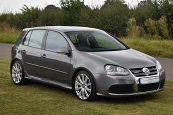 Volkswagen Golf R32 3.2 V6 R32 DSG 4Motion 5dr