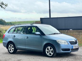 Skoda Fabia 1.6 16V 2 Estate 5dr Petrol Tiptronic (180 g/km, 105 bhp)