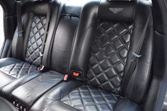 Bentley Arnage 6.8 T 4dr