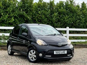 Toyota AYGO 1.0 VVT-i Fire Euro 5 5dr